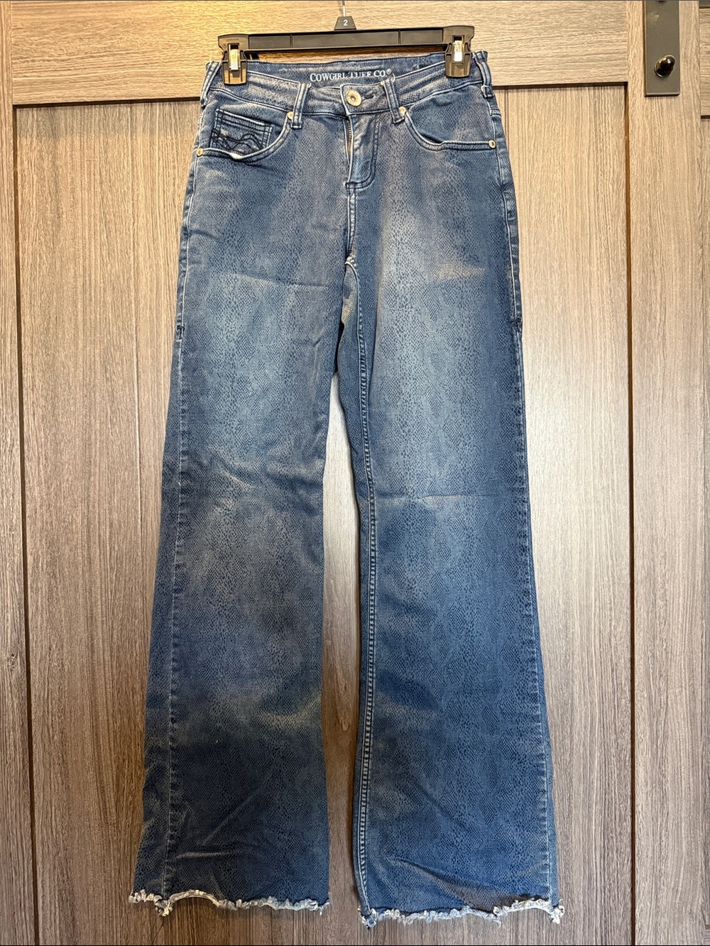 Women's Cowgirl Tuff Trouser Blue Wide-Leg Jeans